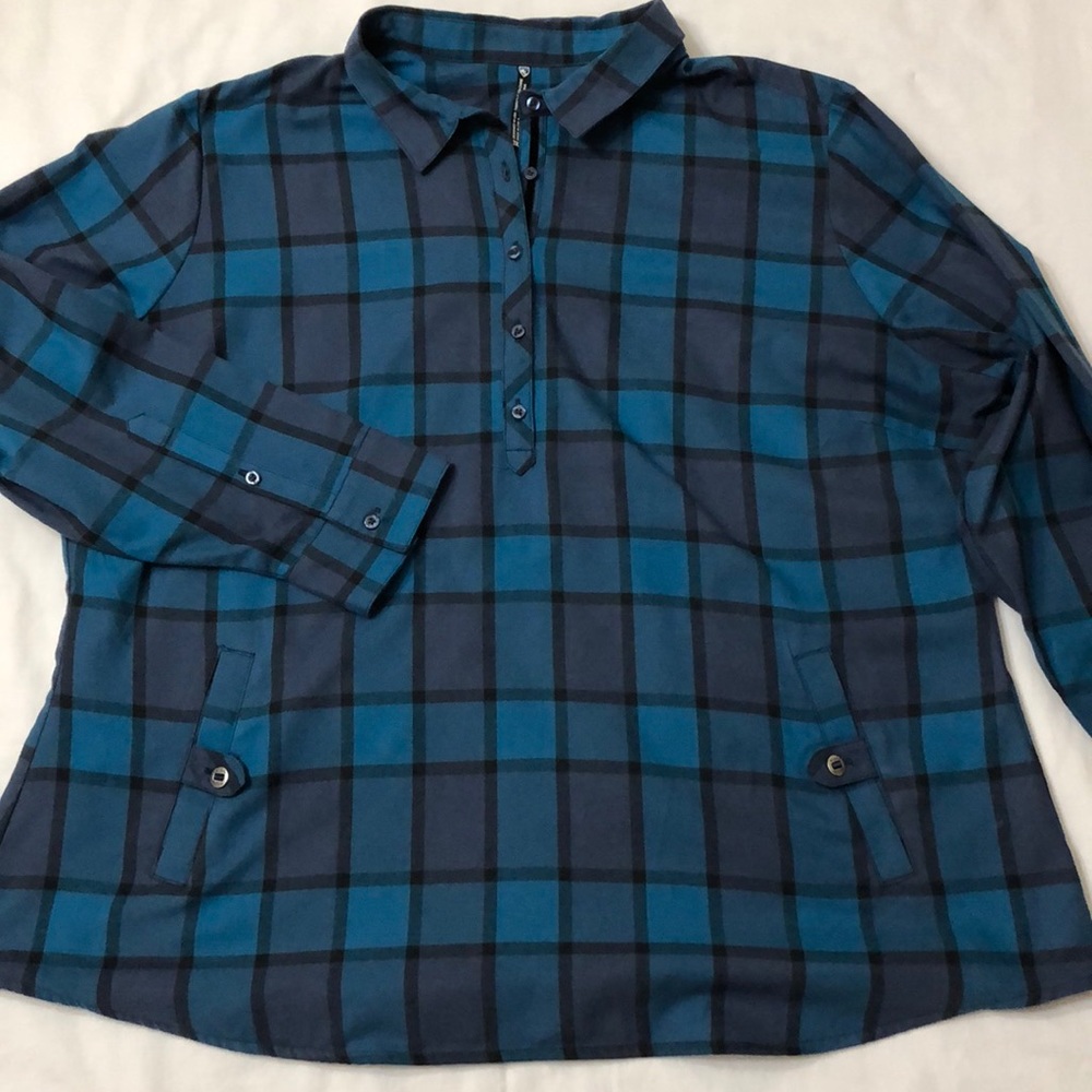 Kuhl plus-size plaid pullover with kangaroo pocket